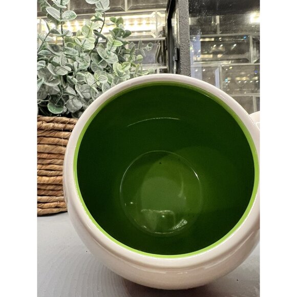 RAE DUNN Christmas Cheer Red ELF SHOES Feet Gloss Ceramic Magenta MUG NEW - Picture 3 of 3